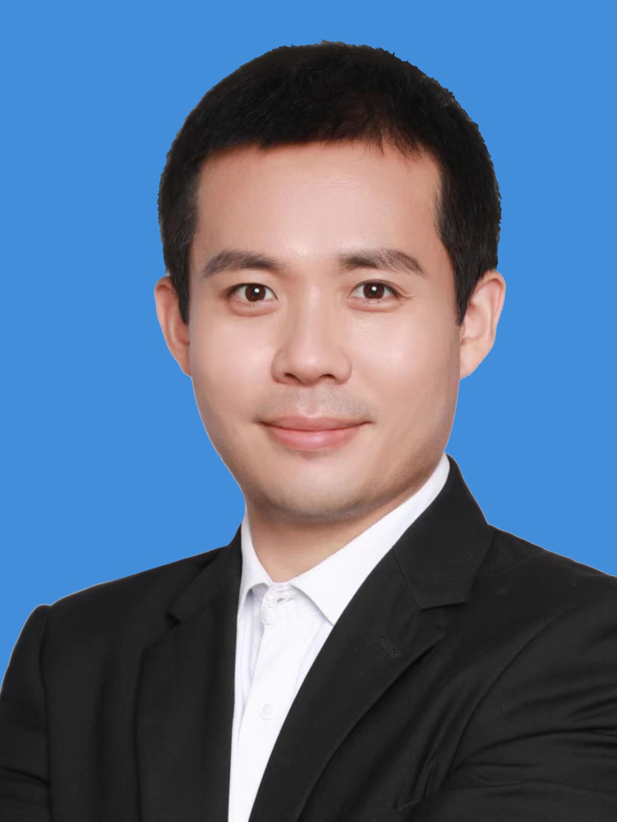 董彗旭.jpg
